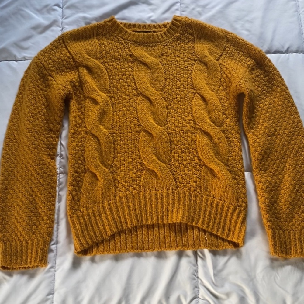 Yellow sweater